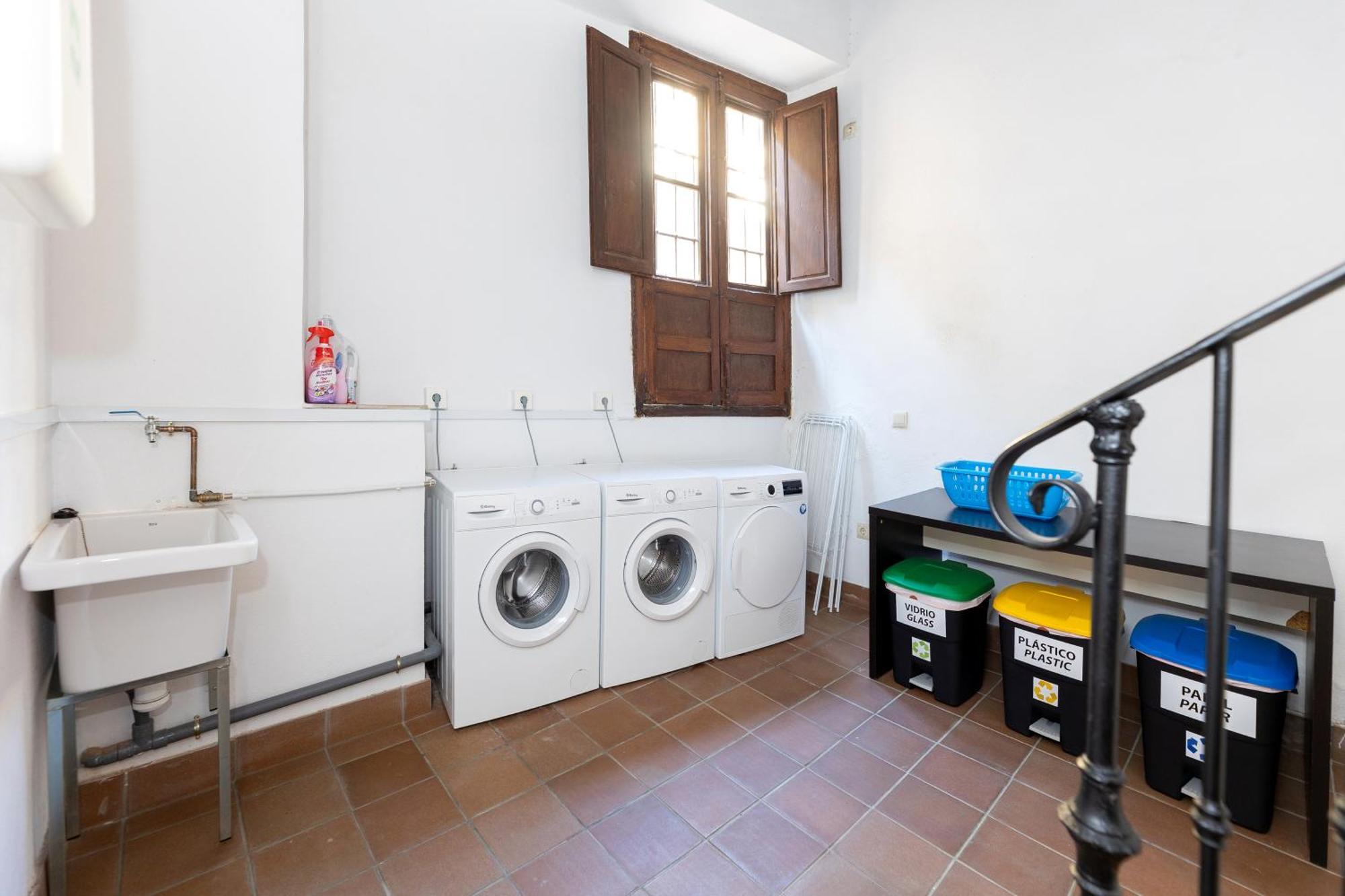 Apartamentos En Pleno Centro, Aljibe Rodrigo Del Campo 1A Гранада Екстериор снимка