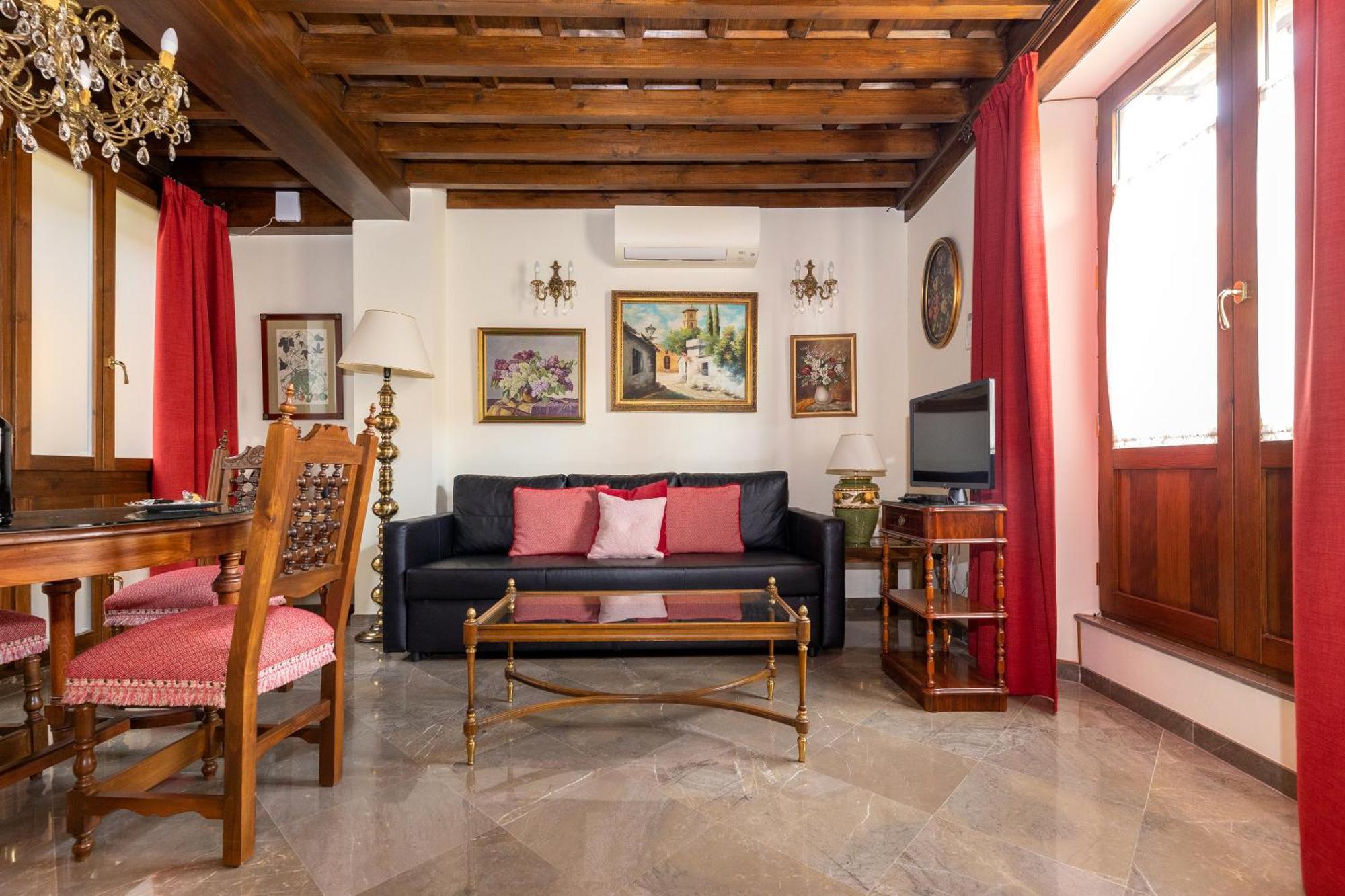 Apartamentos En Pleno Centro, Aljibe Rodrigo Del Campo 1A Гранада Екстериор снимка